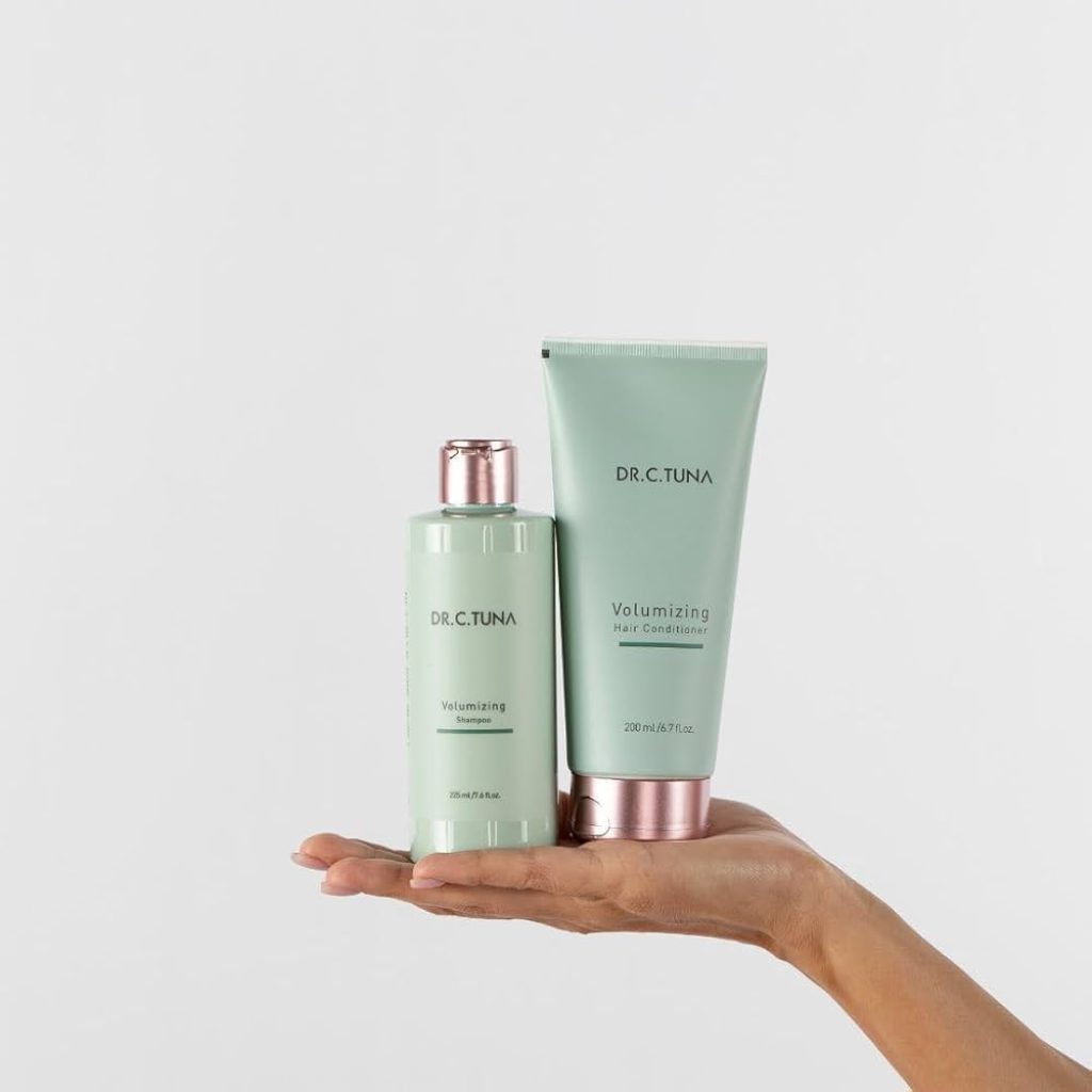 Balsam volum par Farmasi